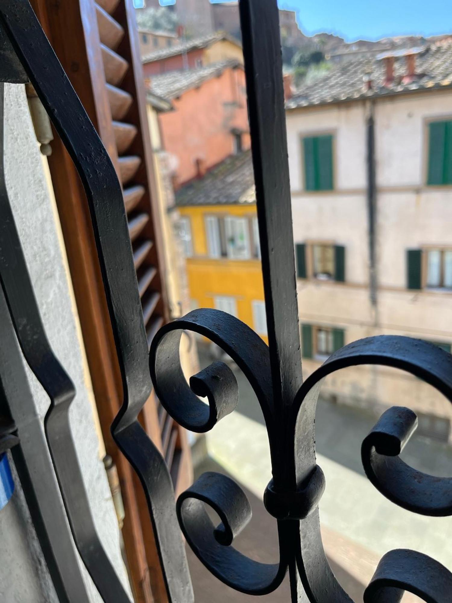 La Campanina-Nel Cuore Di Siena E Della Contrada 外观 照片